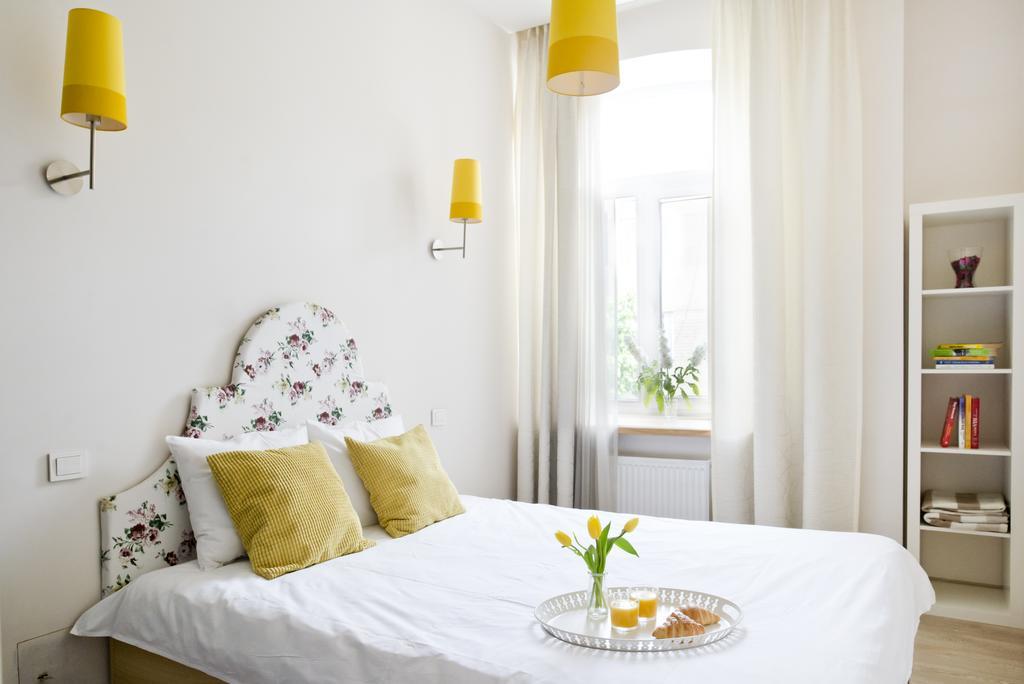 Bright Apartment In Old Town By Urban Rent Vilnius Eksteriør bilde